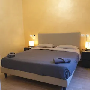 Bed & Breakfast Lombardo, Rome